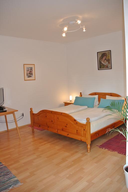 Weingut Primus Suedsteiermark Spielfeld Room photo